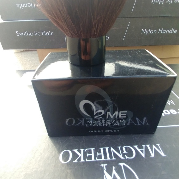 Makeover Essentials - Picture 4 of 6